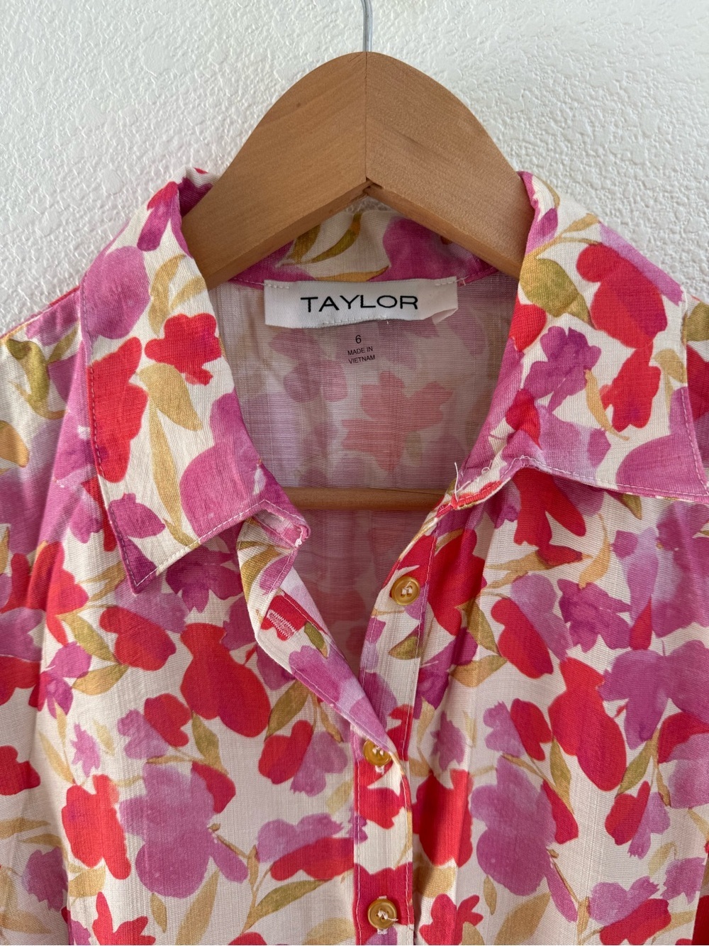 Taylor Pink Red Floral Fit Flare Shirt Dress Size 6 - Picture 3 of 5